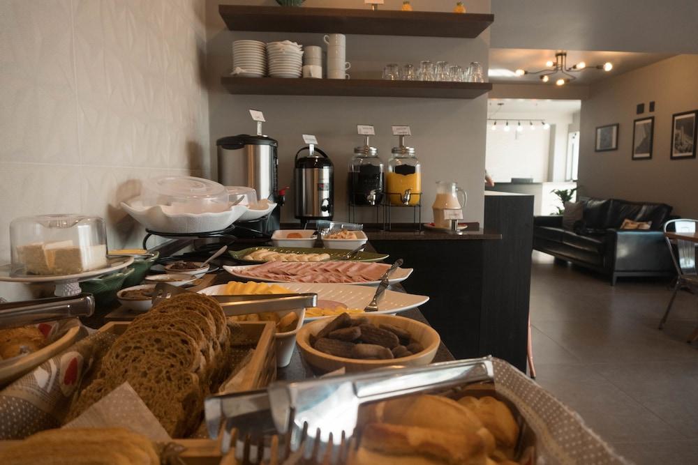 Hotel Blumenhof บัลเนอาริโอ กังโบริว ภายนอก รูปภาพ